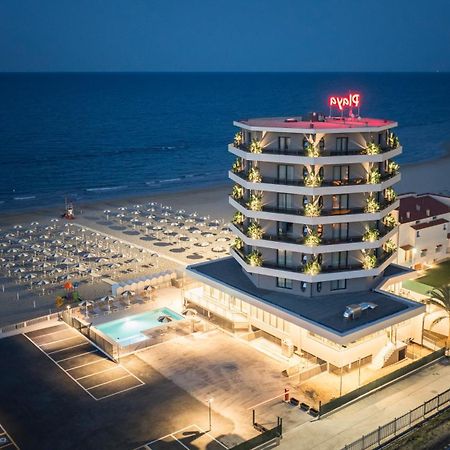 Hotel Playa Suite Fano Bagian luar foto